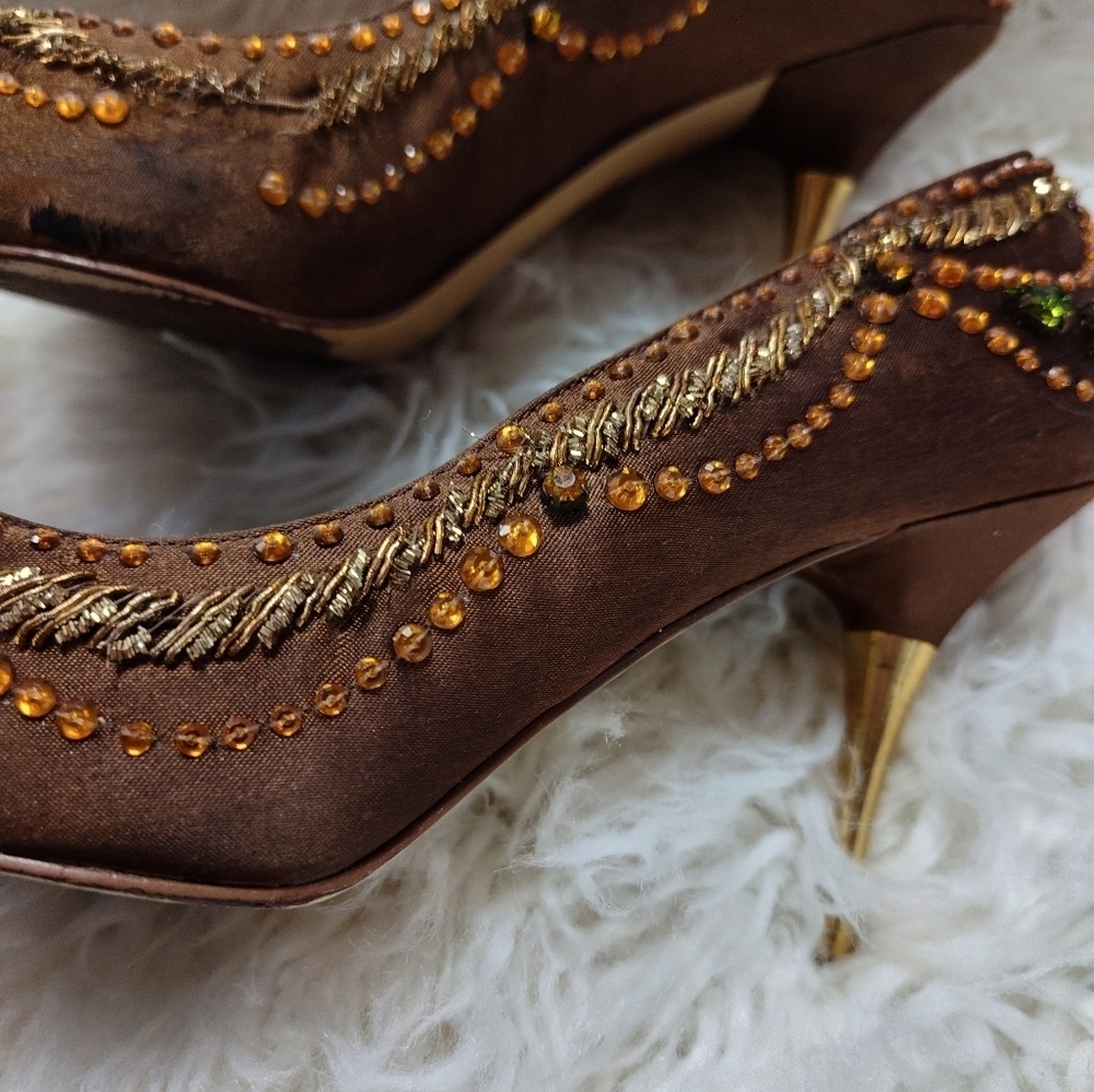 Valerie Stevens Satin Jeweled Beaded Stiletto Heels Size 6.5 - Picture 9 of 15